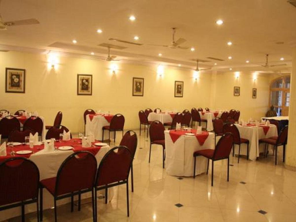 Hotel Palanpur Palace Mount Abu Exterior foto